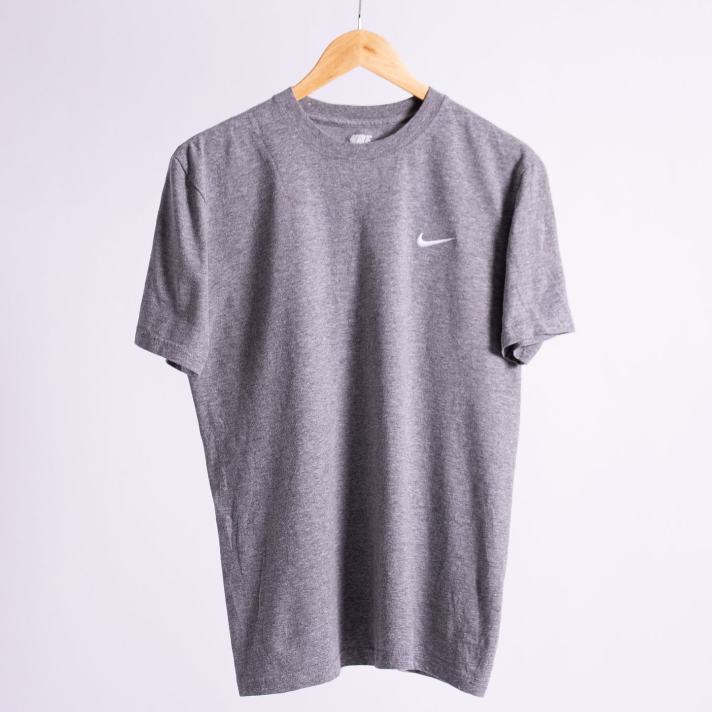 Vintage Nike Emb Logo Tee - Medium