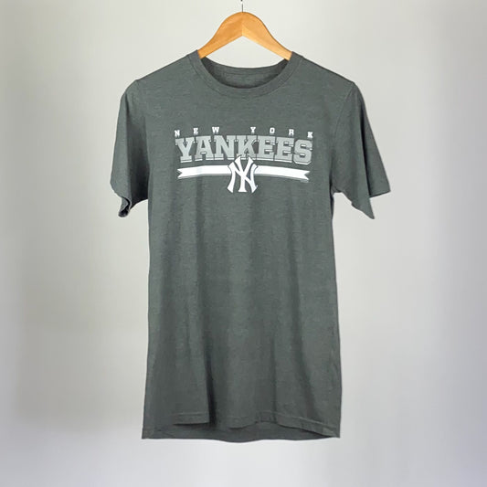 Vintage, Shirts, Vintage 98s New York Mets T Shirt